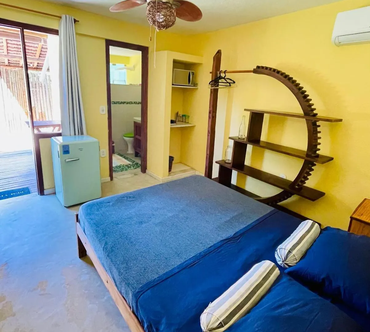 Suite Privada Com Varanda, Condominio Vilazion, Arraial D'Ajuda Centro 포르투세구로 게스트하우스